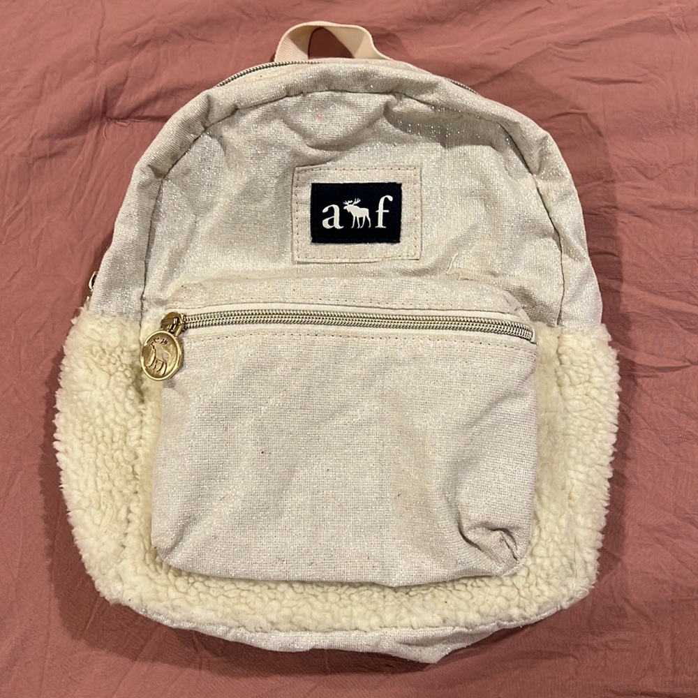 ABERCROMBIE & FITCH SHERPA BACKPACK